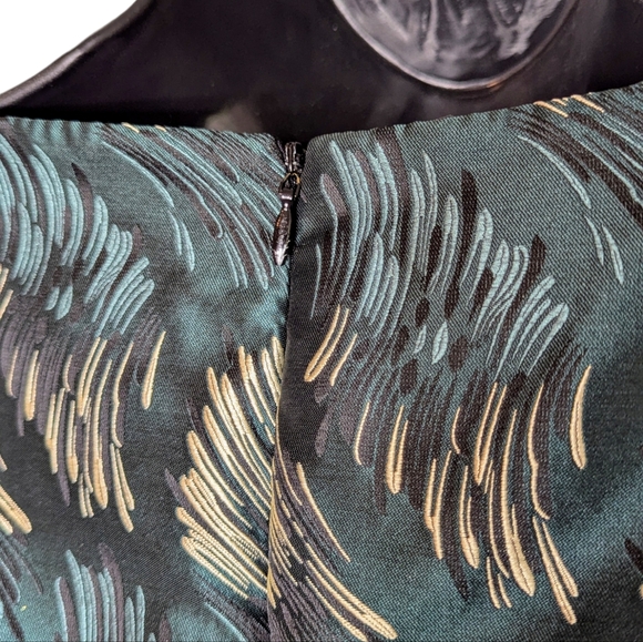 Like New! Anne Klein Belted Jacquard Dress - Picture 6 of 15